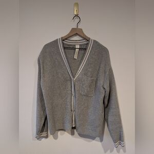 ALO Yoga | Tennis Club Sweater Knit Cardigan | Heather Grey and White | Medium